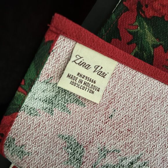 Zina Vasi Christmas Poinsettia Holly Berry Napkins Placemats & Tea Towels Lot - Picture 13 of 15